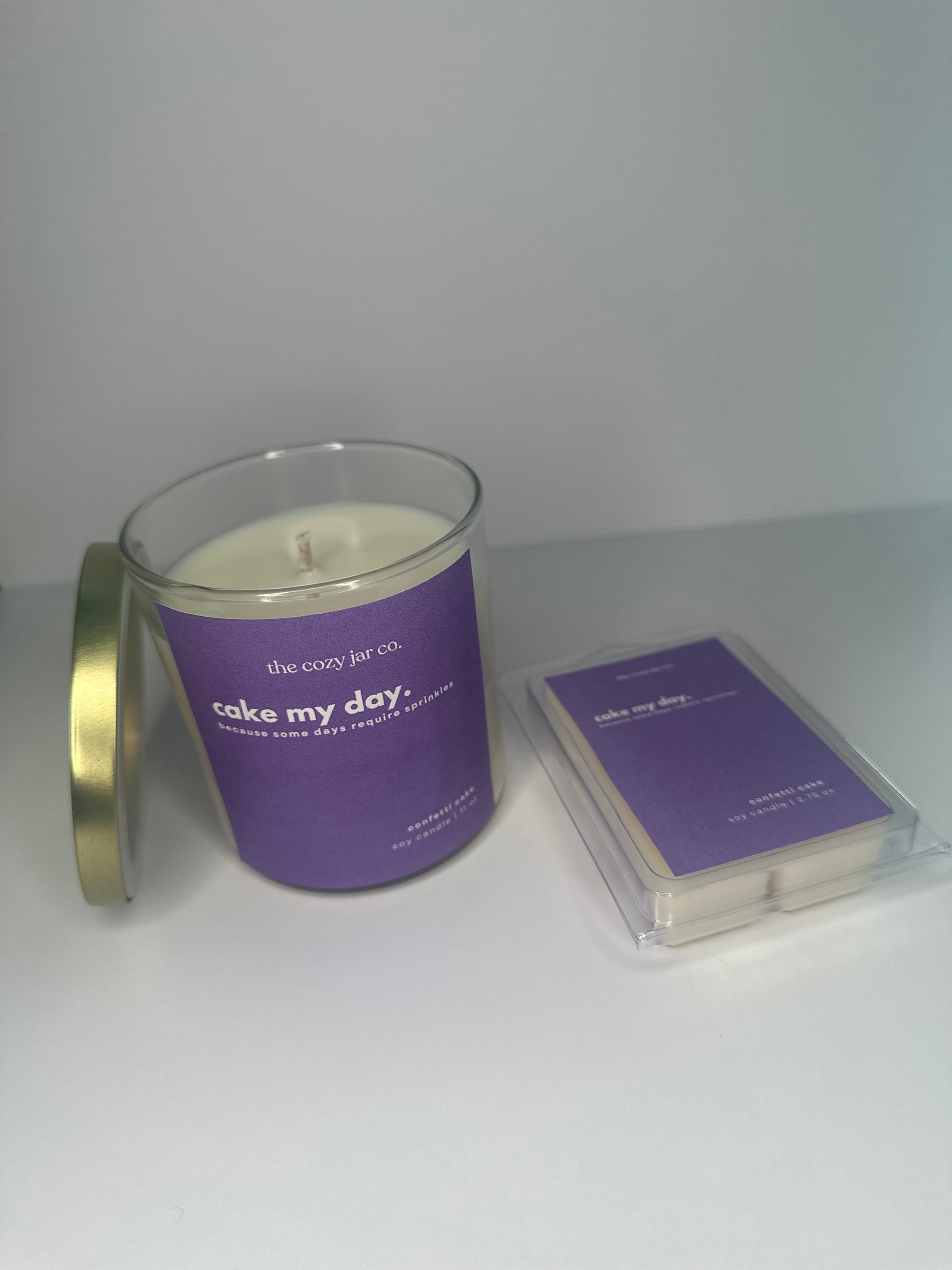 confetti cake - 11 oz candle